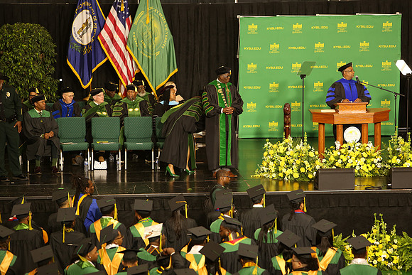 KSU-2025-Grad-1182