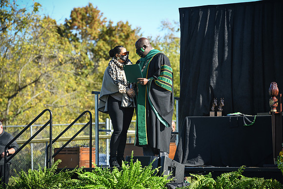grad2020-401
