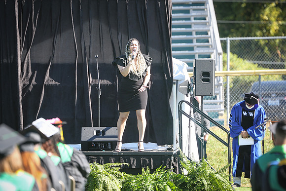 grad2020-592