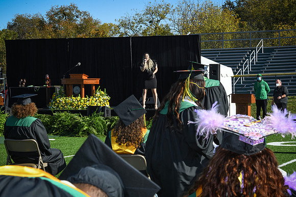 grad2020-481