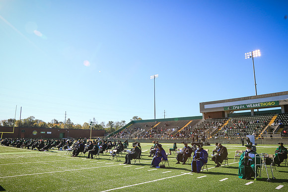grad2020-493