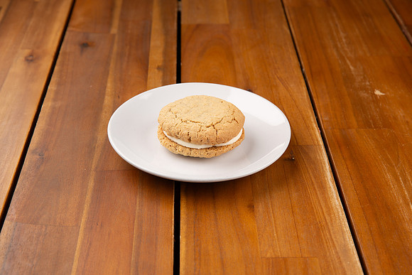 RevivalCoffeeCompany_OatmealCremePie_2