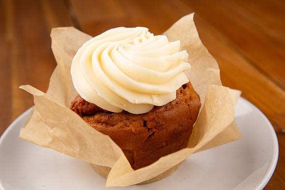 RevivalCoffeeCompany_PumpkinCreamCheeseMuffin_5