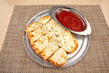 Daddios_8-inchCheeseBread_1