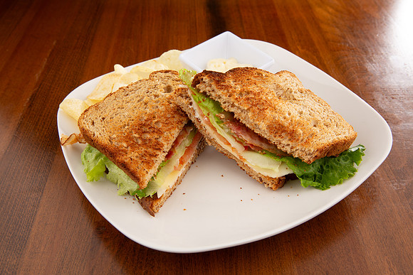 BeanCoveElizabethtown_BLTSandwich_1