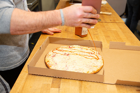 GaslightPizzaGrill_IntExtAction_80