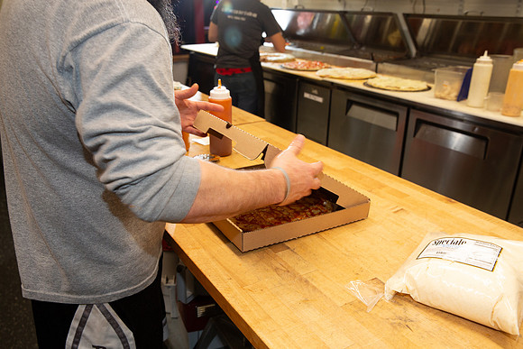 GaslightPizzaGrill_IntExtAction_88