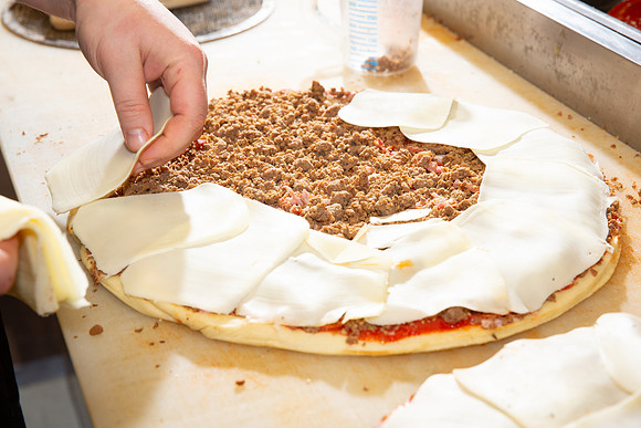 GaslightPizzaGrill_IntExtAction_100