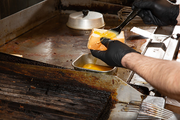 GaslightPizzaGrill_IntExtAction_102