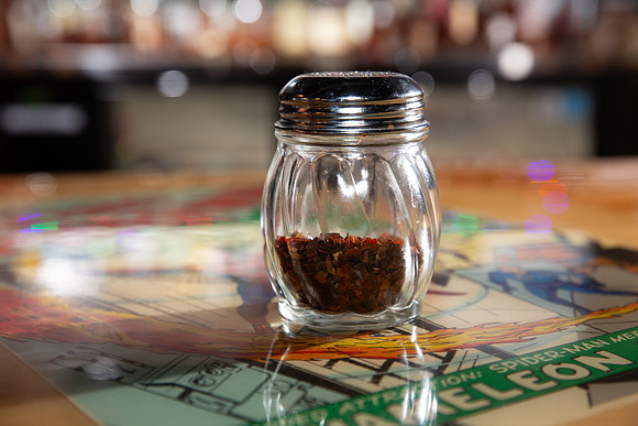 GaslightPizzaGrill_IntExtAction_110