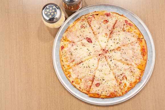 GaslightPizzaGrill_PizzaReubenPizza_2