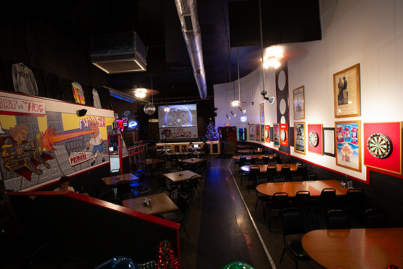 GaslightPizzaGrill_IntExtAction_5