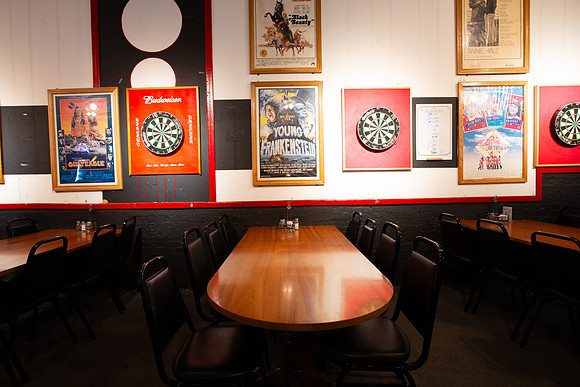 GaslightPizzaGrill_IntExtAction_35