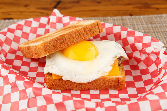 BurgerGirl_BreakfastSandwich_1