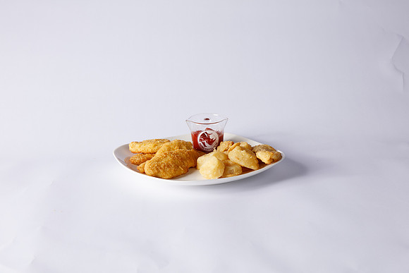 PEP_25_LocalEatsPhotography_BeanCove_ChickenTenderBasket_02
