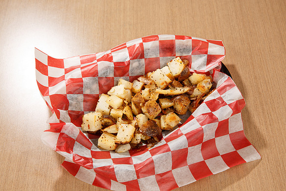 GaslightPizzaGrill_AmericanFries_2-2026Aug