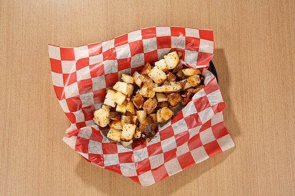 GaslightPizzaGrill_AmericanFries_4-2026Aug