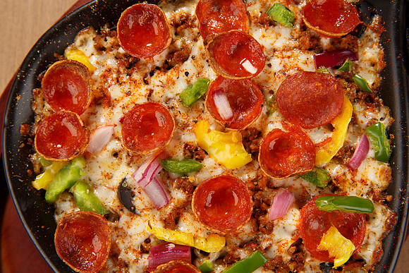 GaslightPizzaGrill_SkilletPizzaBowlsTheGas_4-2026Aug