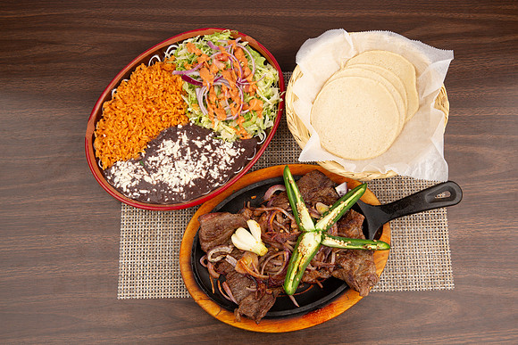 TaqueroMucho_SpecialOrders_CarneAzadaDinner_3