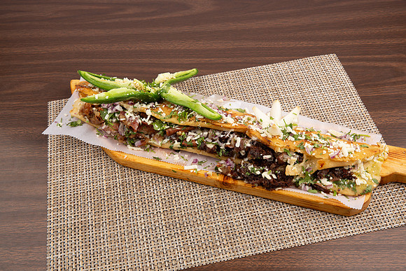 TaqueroMucho_Taqueria_Machete_1