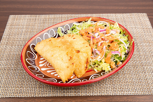 TaqueroMucho_Taqueria_EmpanadasDeQueso_1