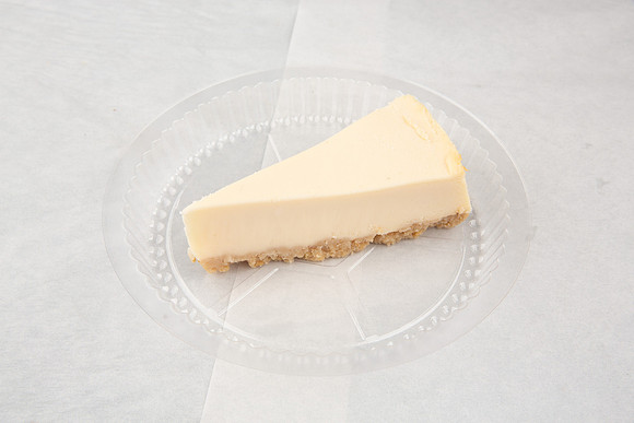 LouisvillePizzaKing_Cheesecake_2