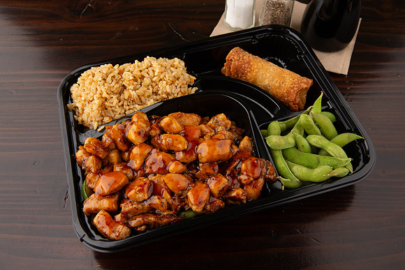 BentoAsianKitchenSushi_ChickenBentoBox_2