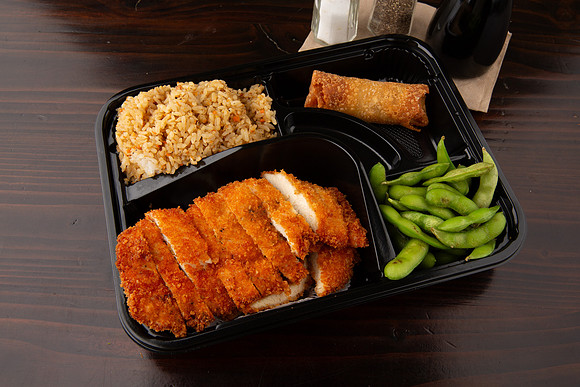 BentoAsianKitchenSushi_ChickenKatsuBentoBox_2