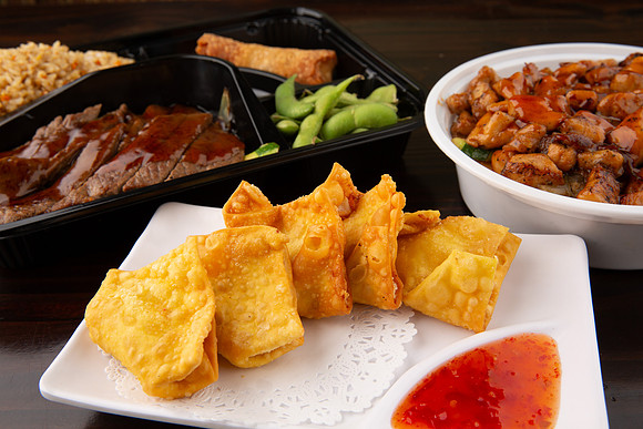 BentoAsianKitchenSushi_Hero_16