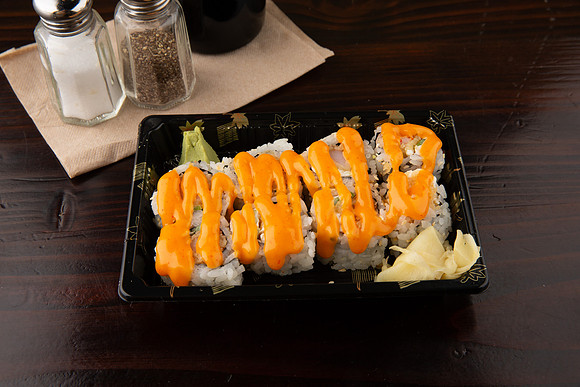 BentoAsianKitchenSushi_MexicanRoll_1