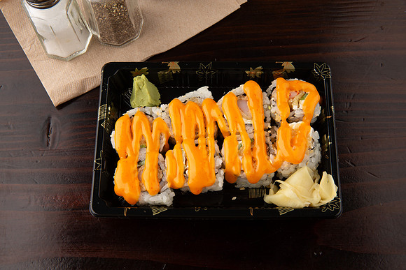 BentoAsianKitchenSushi_MexicanRoll_2
