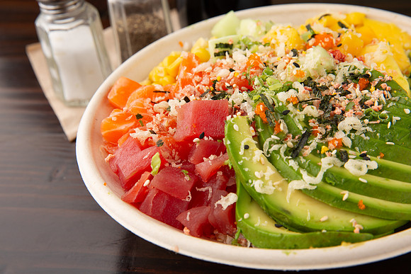 BentoAsianKitchenSushi_PokeBowl_4