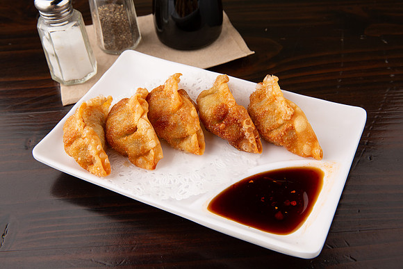 BentoAsianKitchenSushi_PorkGyoza_1