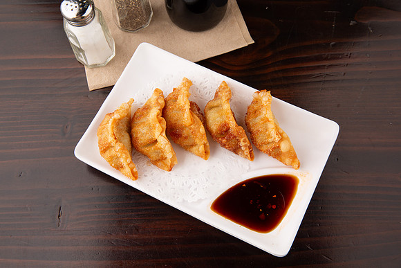 BentoAsianKitchenSushi_PorkGyoza_2