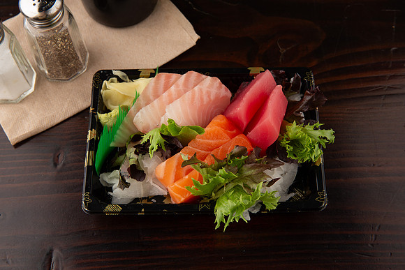 BentoAsianKitchenSushi_SashimiSampler_4