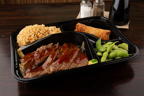 BentoAsianKitchenSushi_SteakBentoBox_1