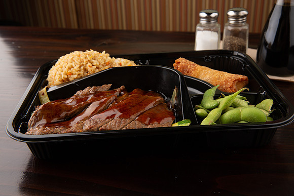 BentoAsianKitchenSushi_SteakBentoBox_3