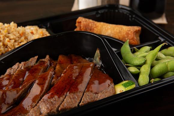 BentoAsianKitchenSushi_SteakBentoBox_6