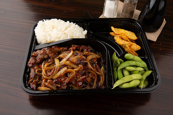 BentoAsianKitchenSushi_SukiyakiSteakBentoBox_4