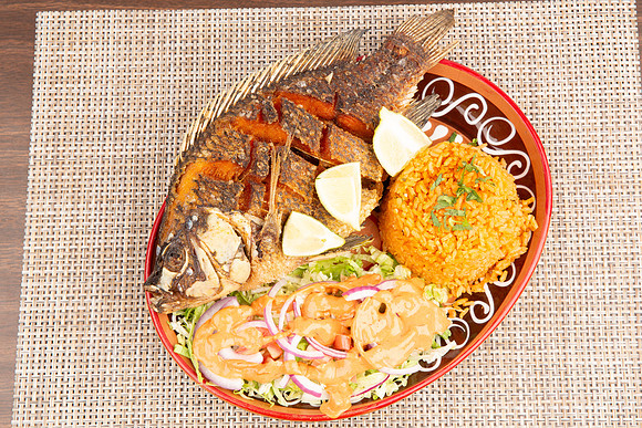 TaqueroMucho_Seafood_MojarraFrita_6