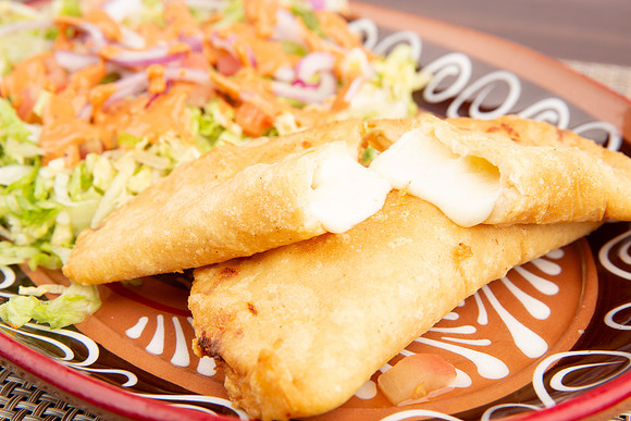 TaqueroMucho_Taqueria_EmpanadasDeQueso_5