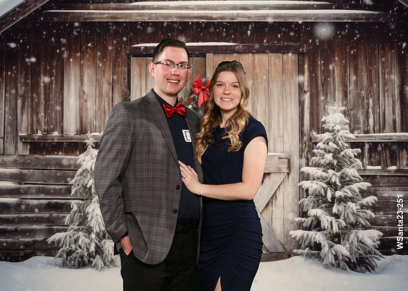WSanta23-251_374