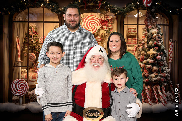 WSanta23-132