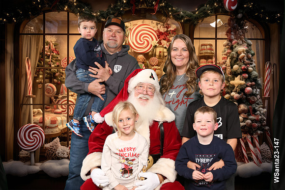 WSanta23-147
