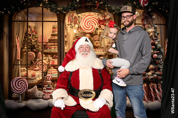 WSanta23-47