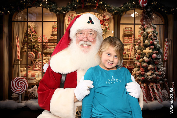 WSanta23-54