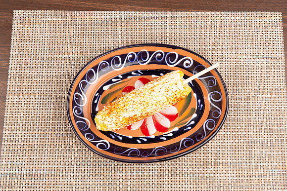 TaqueroMucho_Appetizers_Elote_4