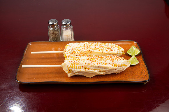 LosCabosMexicanGrill_Appetizers_Elotes_05