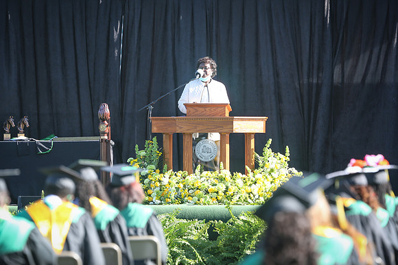 grad2020-324