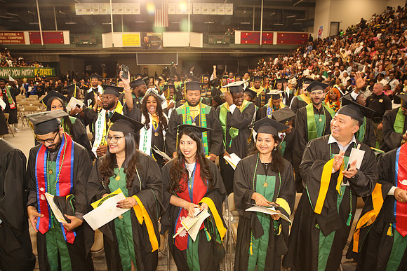 KSU-2025-Grad-1084